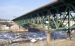 minneapolis bridge